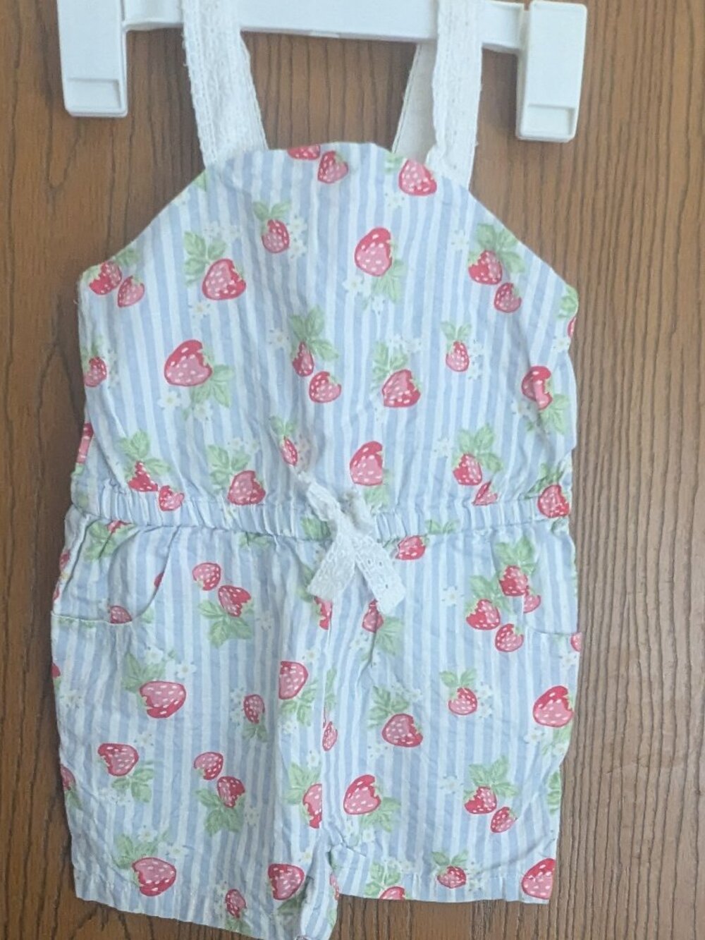 Tommy Bahama Strawberry Stripe Lace Sleeveless Shorts Romper -2T